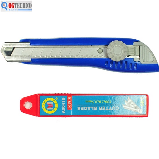 Dao đa năng kèm 1 hộp lưỡi (10pcs) A0004+10 C-MART