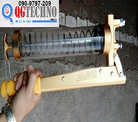 BƠM TAY MỠ 900CC 2 TY KOORFLCO SG-868 TAIWAN