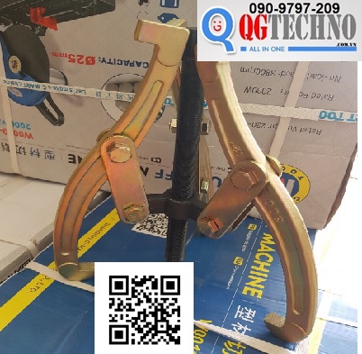 Cảo 3 chấu 12" C-Mart xi vàng